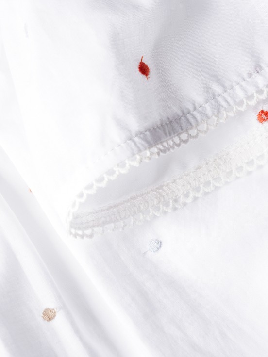 Vestido com Pontinhos