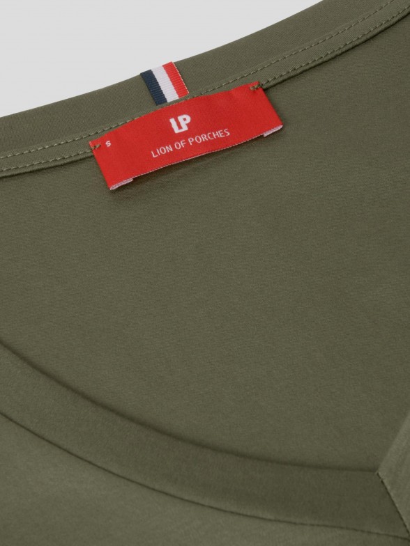 T-shirt Decote em V T-shirt Decote em V