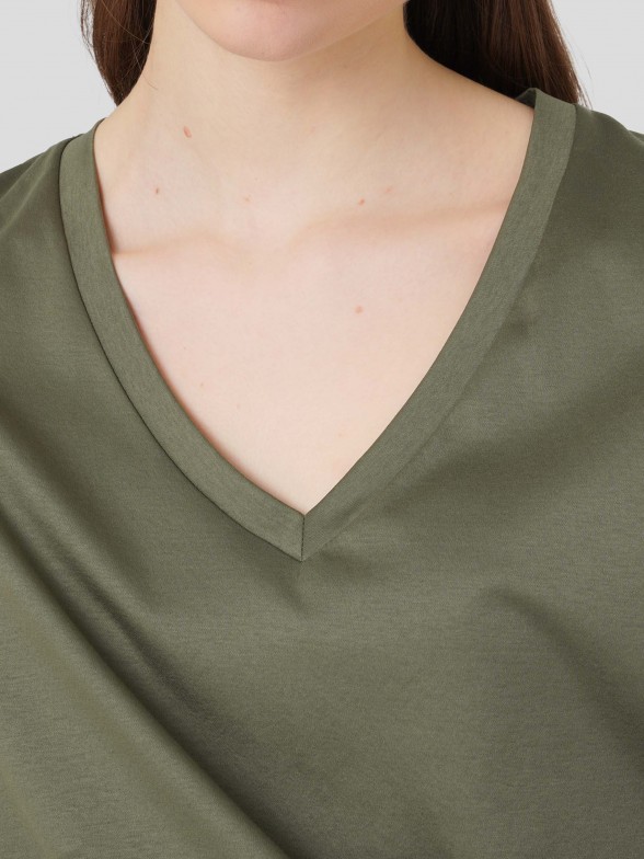 T-shirt Decote em V T-shirt Decote em V