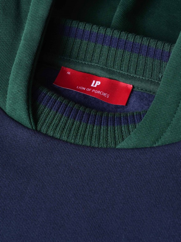 Sweatshirt para homem de algodo com capuz e estampado