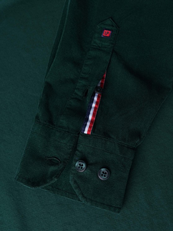 Camisa para hombre slim fit de corduroy en color liso
