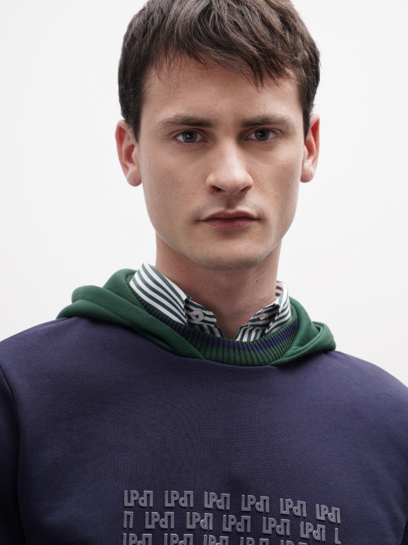 Sweatshirt para homem de algodo com capuz e estampado