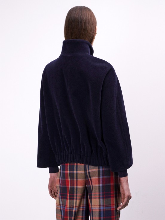 Short coat in wool and cashmere