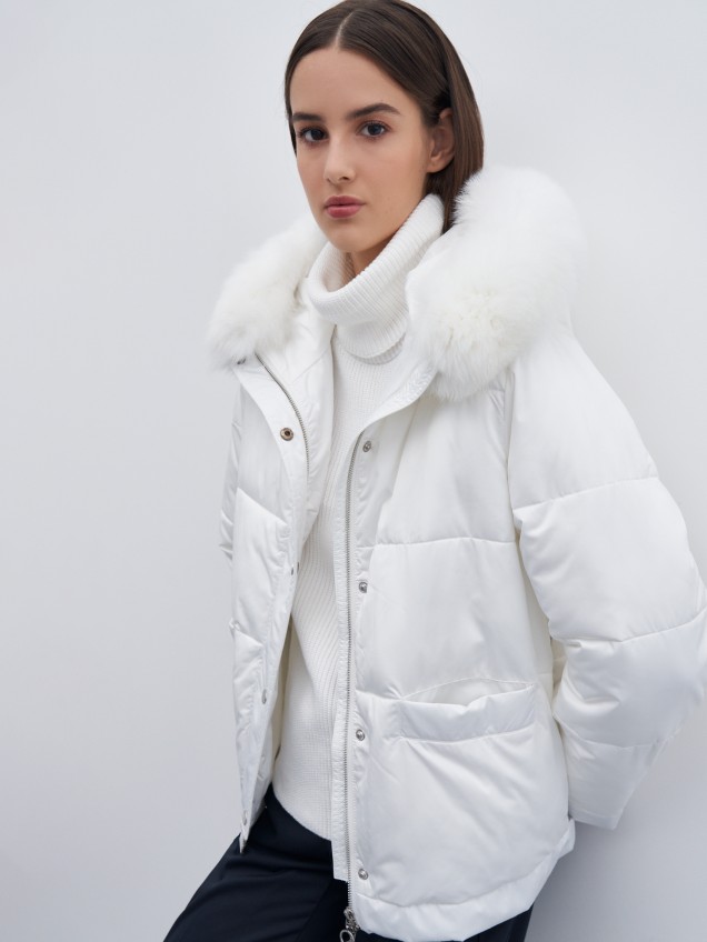 Quilted jacket with hood - Image product