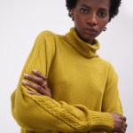 Woman's relaxed fit turtleneck sweater