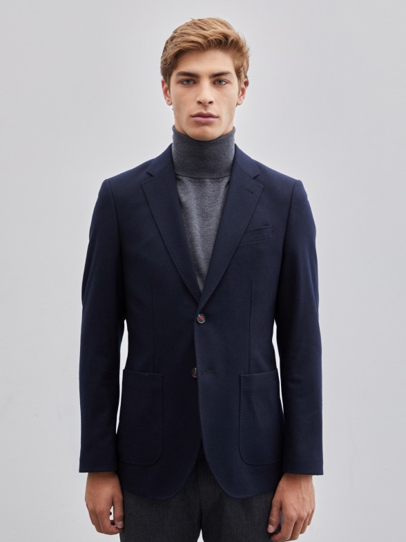 Man's slim fit blazer in wool and cashmere with customizable buttons