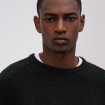 Man's round neck knit jumper with long sleeves