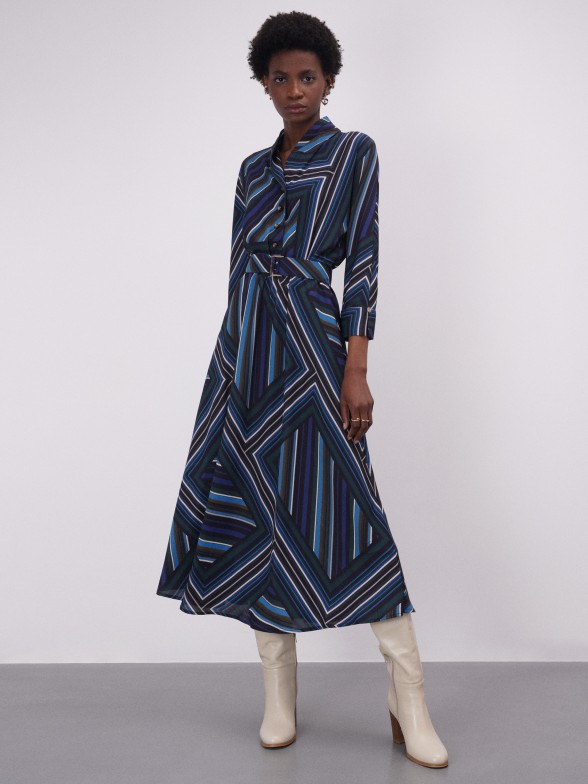 Long dress with graphic pattern and belt