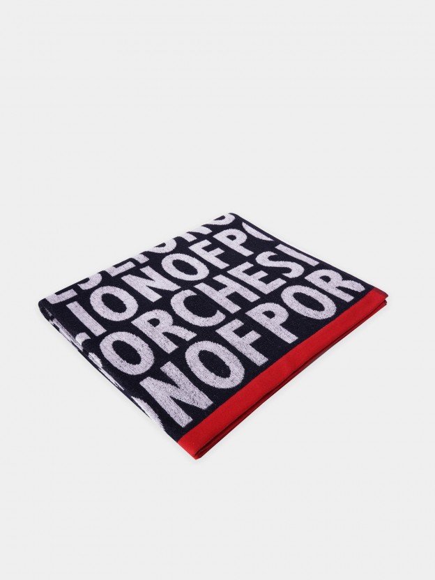 Unisex beach towel with lettering
