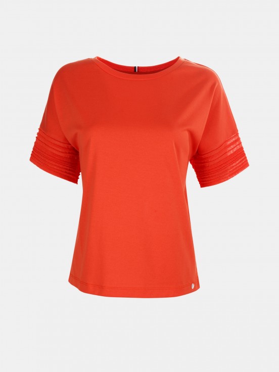 T-shirt para mulher de algodo com gola redonda e mangas curtas