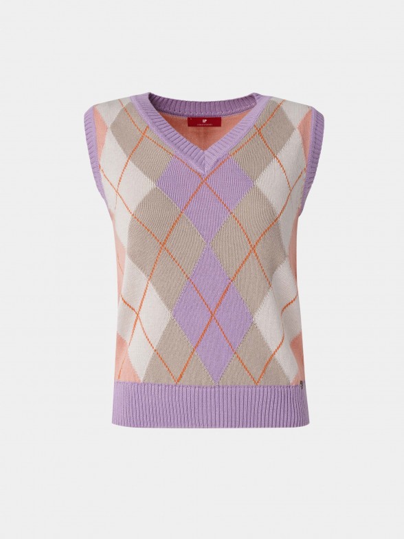 Woman's knitted jumper vest with lozenge pattern and v-neckline