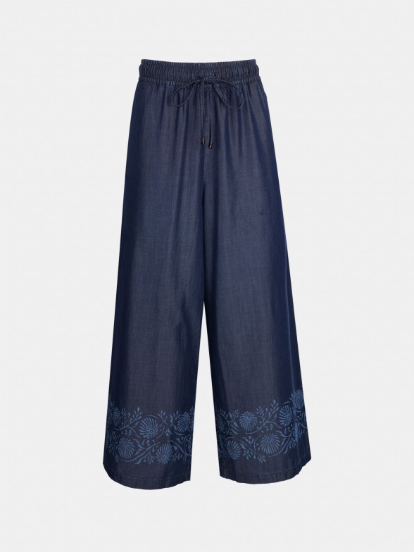Woman's trousers culotte in lyocell with pattern 