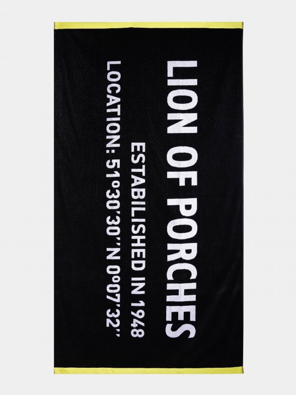 Tricolour unisex beach towel with lettering