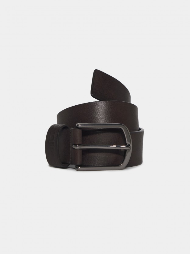 Man's leather belt with metal buckle and personalised buckle