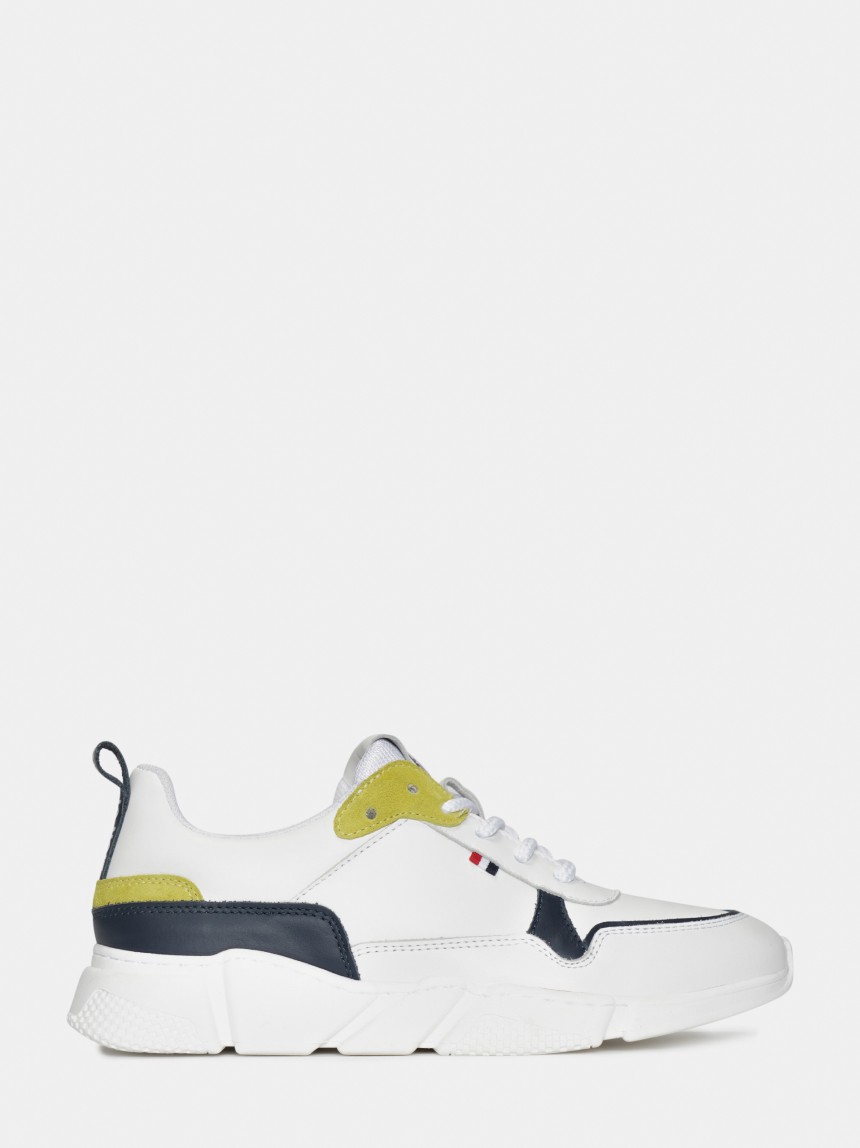 Sports trainers