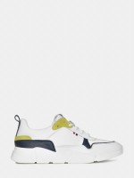 Sports trainers