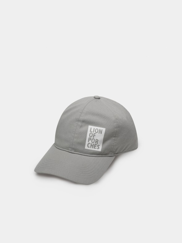 Bon para homem com pala curva e estampado