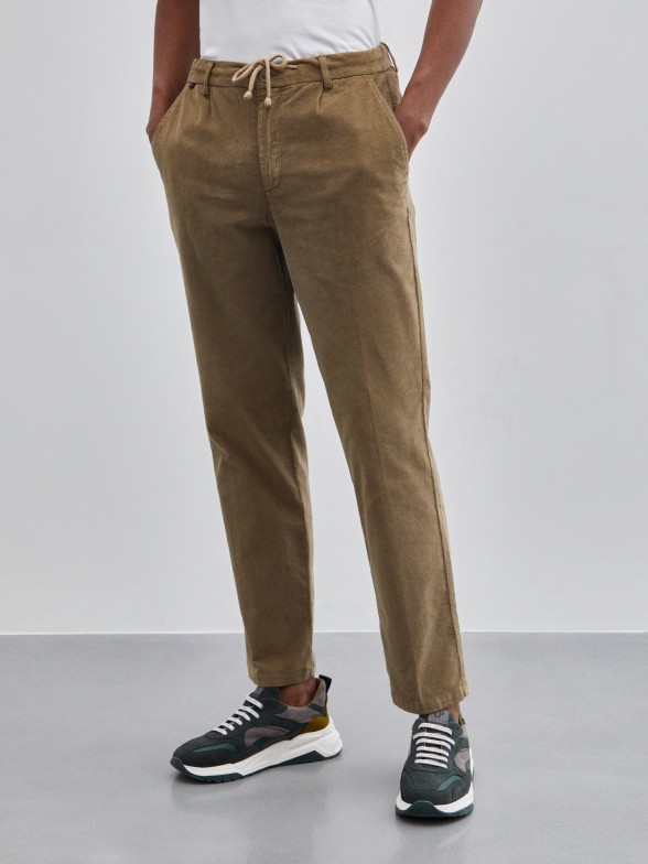 Pantalones para hombre slim fit en pana | LION OF PORCHES