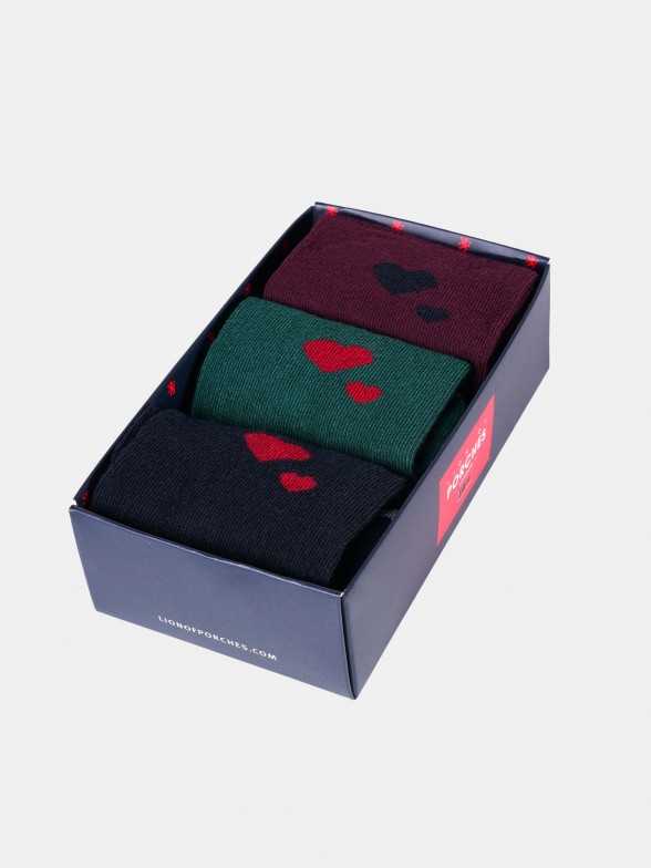 Pack of socks with hearts motif