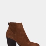 Ankle croute boots with heel