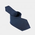 Corbata para hombre de seda con monograma y bordado