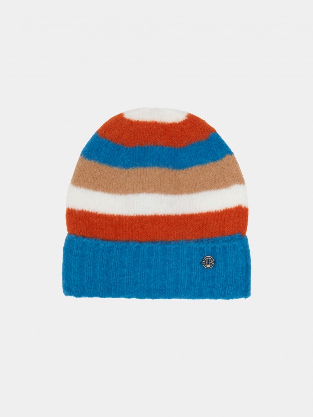Structured  knitted cap with stripes