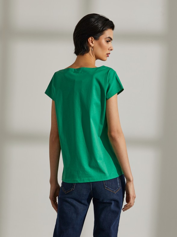 Woman's short sleeve cotton regular fit t-shirt