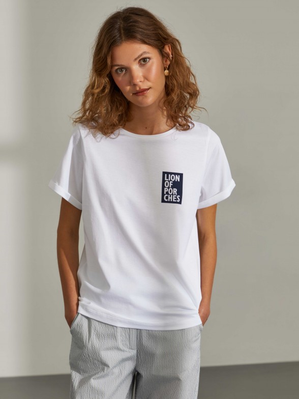 T-shirt para mulher de algodão com gola redonda e estampado
