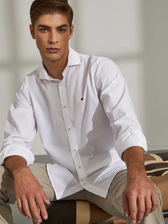 Camisa para homem slim fit de algodão com colarinho cutaway