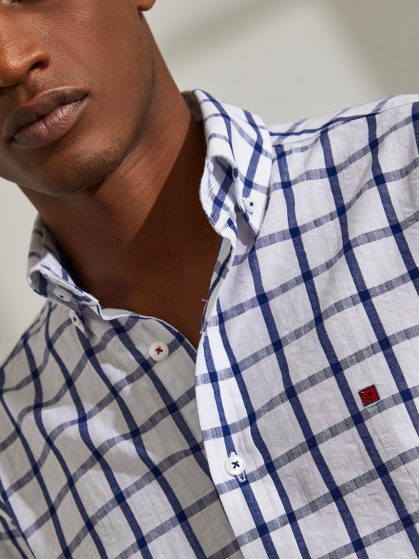 Camisa para homem slim fit de algodão e linho com padrão de xadrez