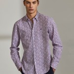 Camisa slim fit de algodão com padrão floral