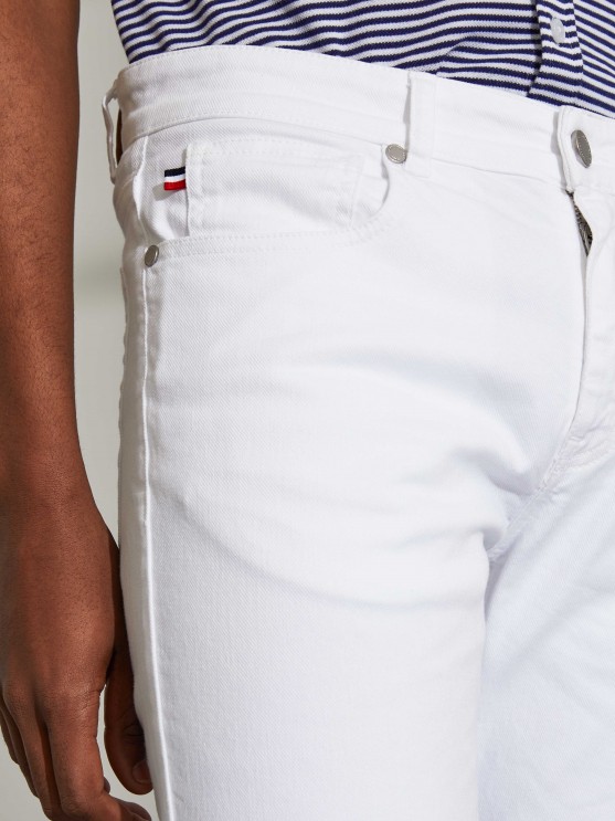 Calas para homem de sarja slim fit com bolsos