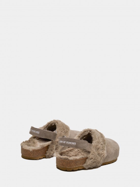 Sandals with fur