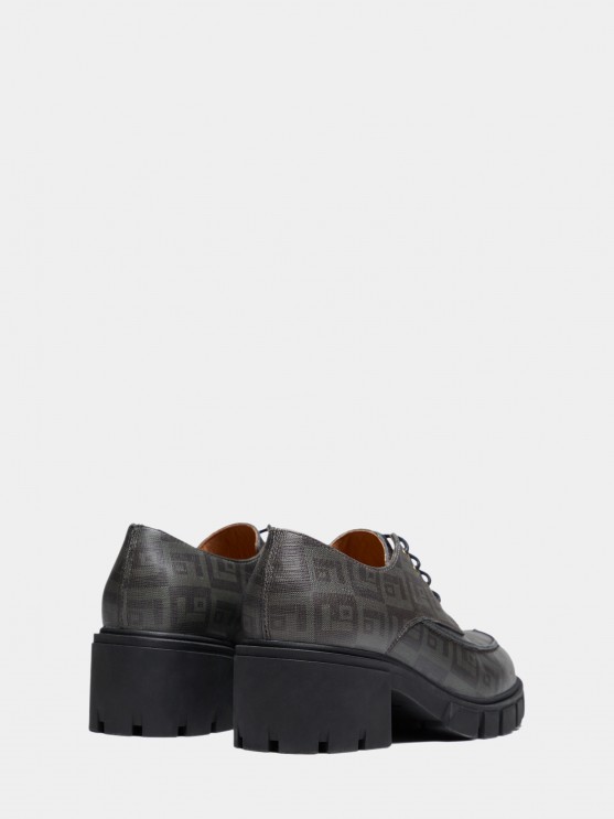 Loafer monograma em pele