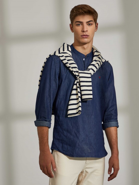 Camisa vaquera slim fit para hombre con cuello de polo