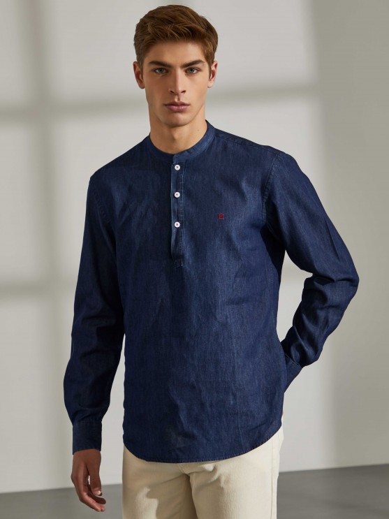 Camisa vaquera slim fit para hombre con cuello de polo