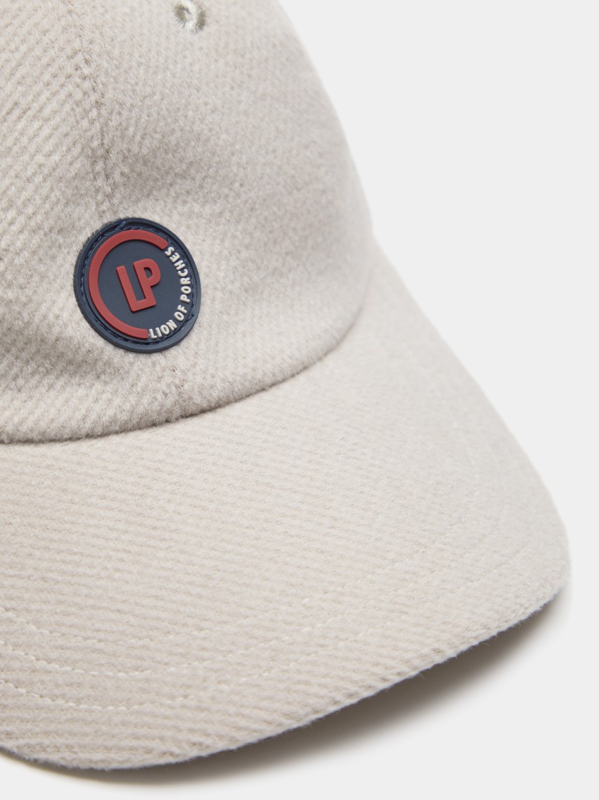 Adjustable cap