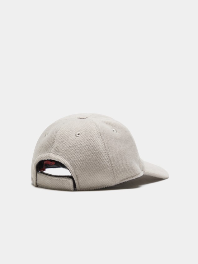 Adjustable cap