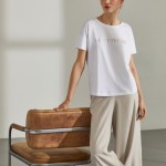 Camiseta de algodón para mujer con cuello redondo y letras
