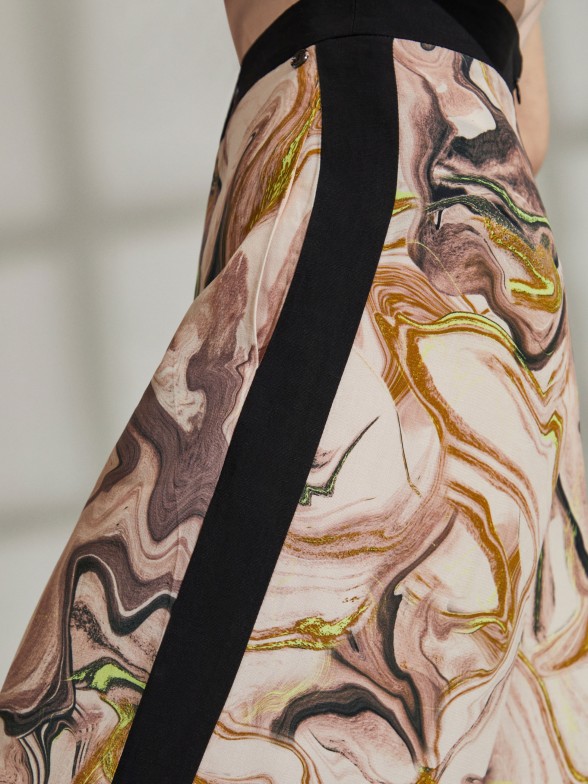Calas para mulher largas com estampado colorido e cinto