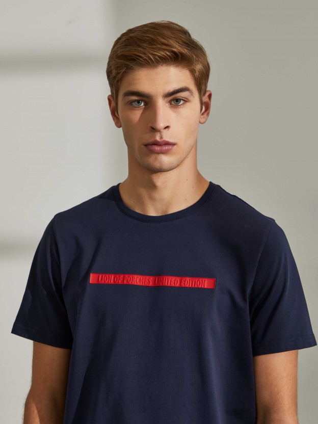 Camiseta para hombre de algodón con cuello redondo y raya en el pecho