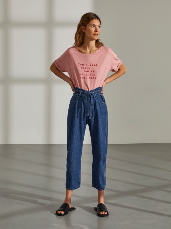 Camiseta para mujer de algodn con cuello redondo y estampado