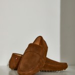 Zapatos clásicos para hombre con suela de goma y marca