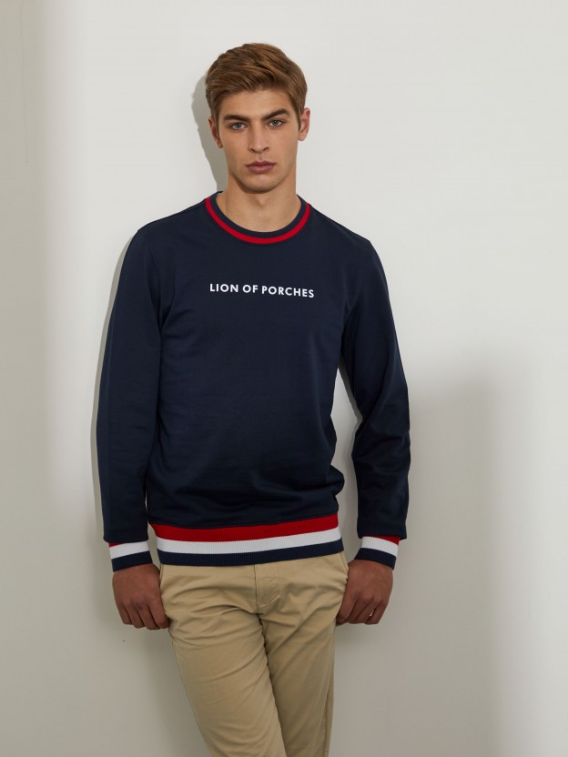 Man's cotton sweatshirt with round collar and print