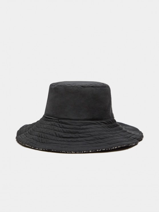 Reversible panama