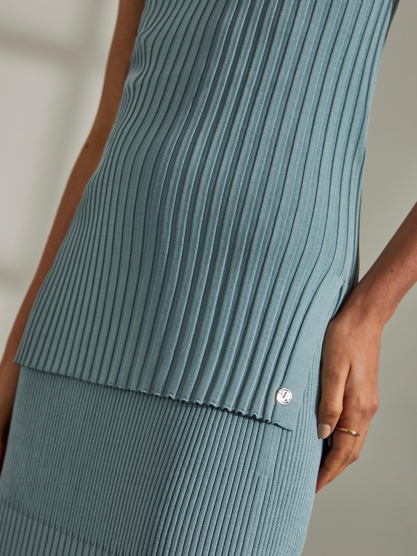Top para mulher halter em malha estruturada