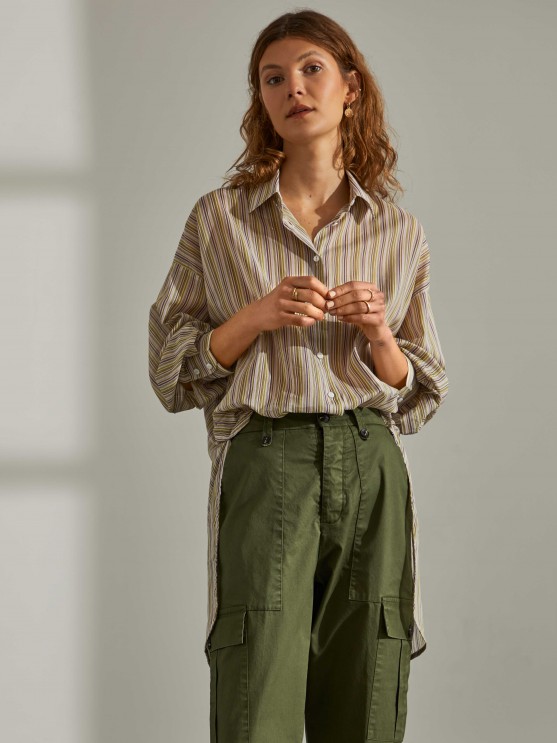 Camisa para mulher de algodo comprida com padro de riscas