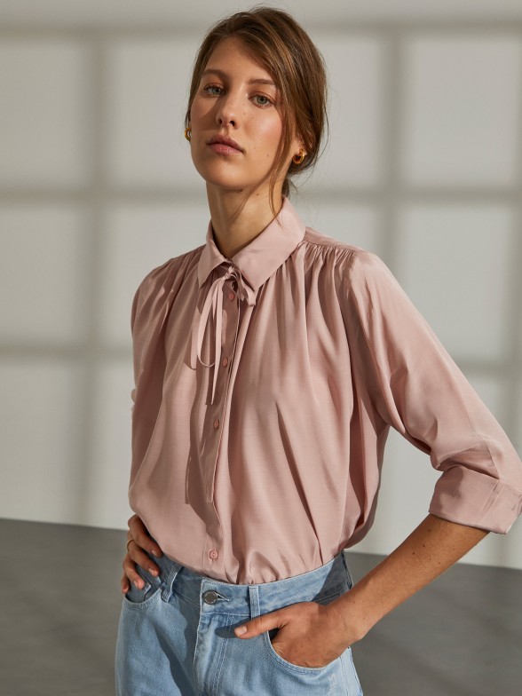 Woman's long asymmetrical viscose shirt