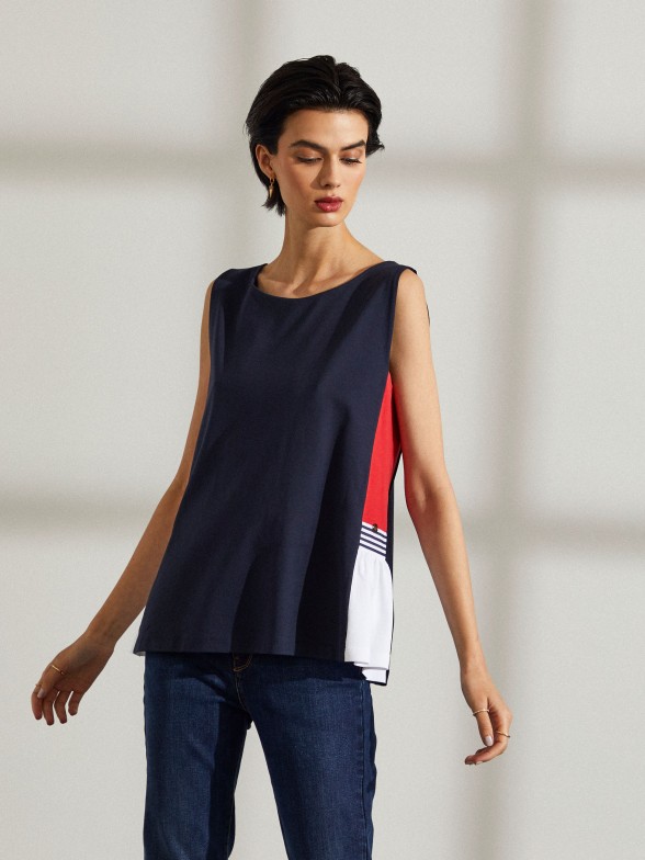Woman's t-shirt with frill and sleeveless