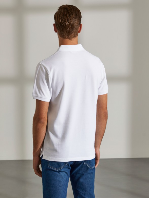 Polo para homem regular fit de algodo com bordado
